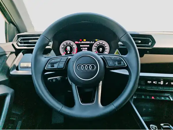 AUDI A3 SPORTBACK (11/16)