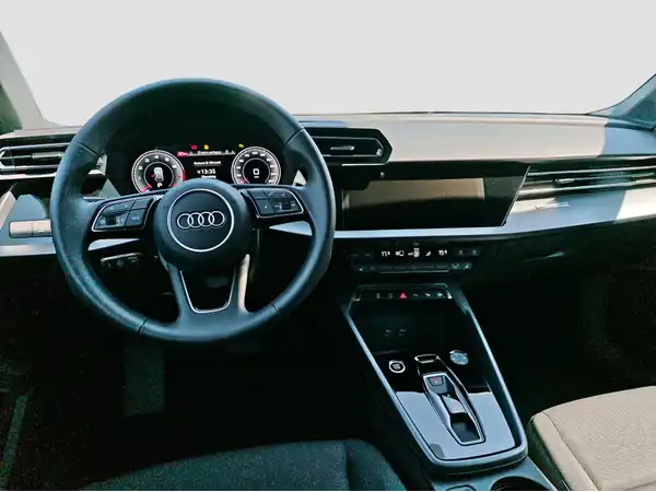 AUDI A3 SPORTBACK (10/16)