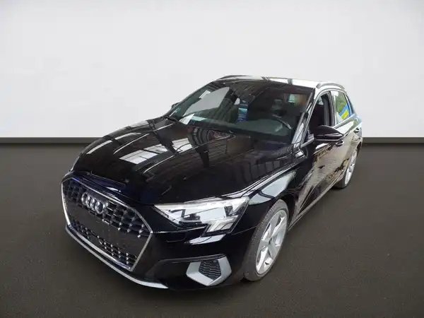 AUDI A3 SPORTBACK (1/10)