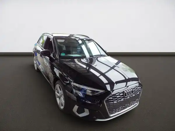 AUDI A3 SPORTBACK (3/10)