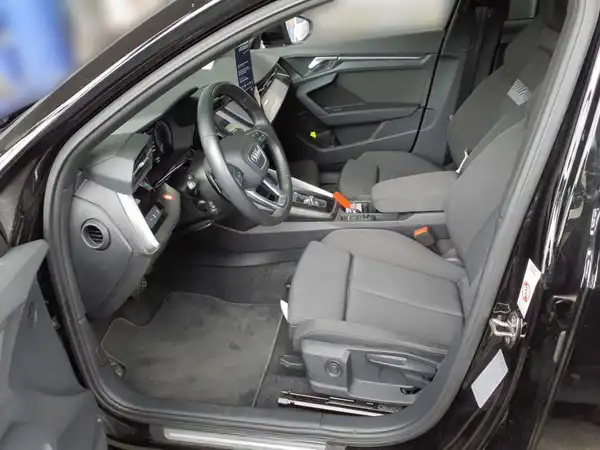 AUDI A3 SPORTBACK (6/10)
