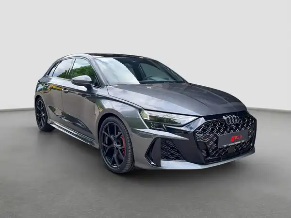 AUDI RS3 SPORTBACK (4/17)