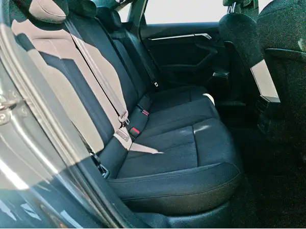 AUDI A3 LIMOUSINE (15/16)