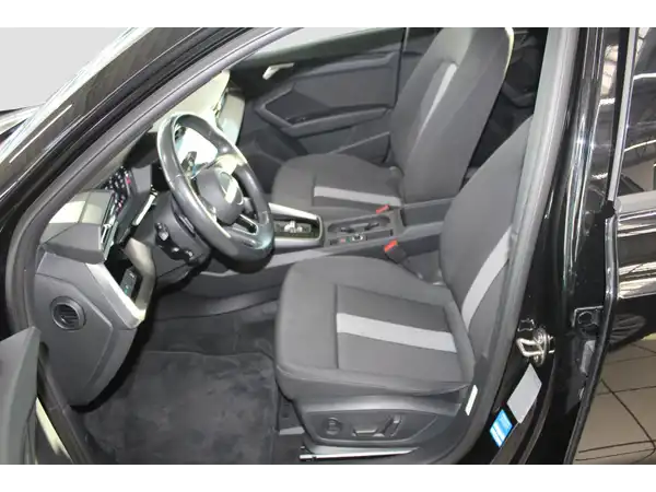 AUDI A3 SPORTBACK (7/12)