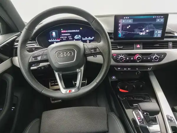 AUDI A4 AVANT (12/20)
