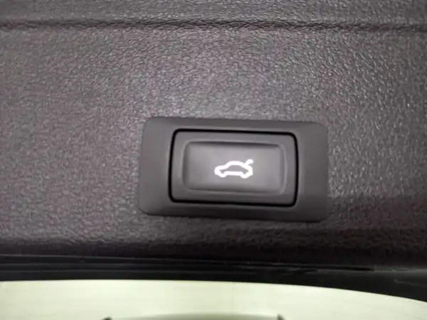 AUDI A4 AVANT (14/20)