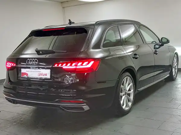AUDI A4 AVANT (7/20)