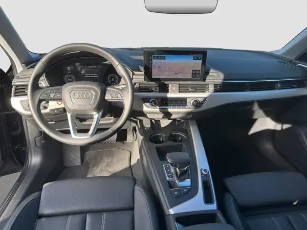 AUDI A4 LIMOUSINE (10/16)