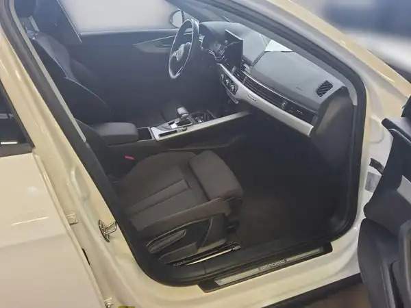 AUDI A4 ALLROAD (4/4)