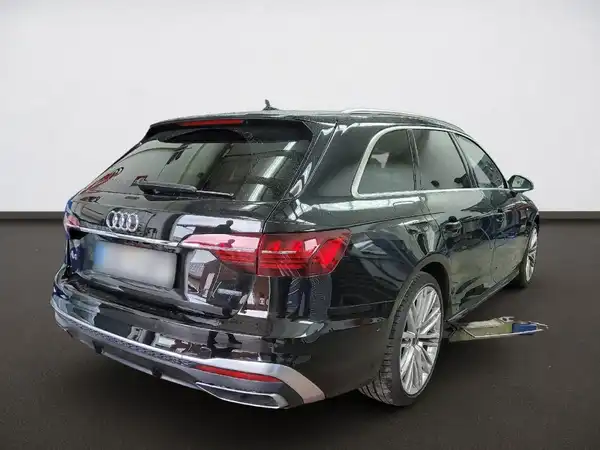 AUDI A4 AVANT (3/3)