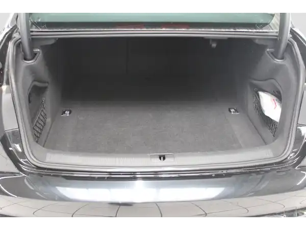 AUDI A4 LIMOUSINE (13/13)