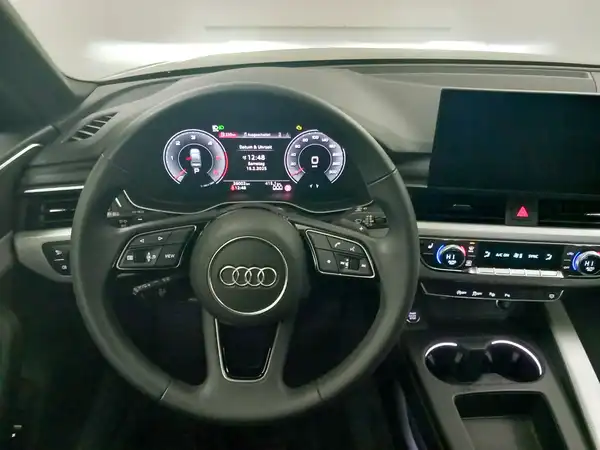 AUDI A4 LIMOUSINE (11/18)