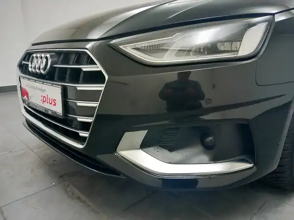 AUDI A4 LIMOUSINE (13/18)