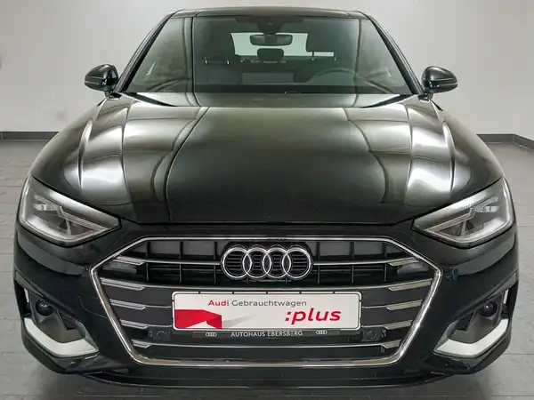 AUDI A4 LIMOUSINE (3/18)