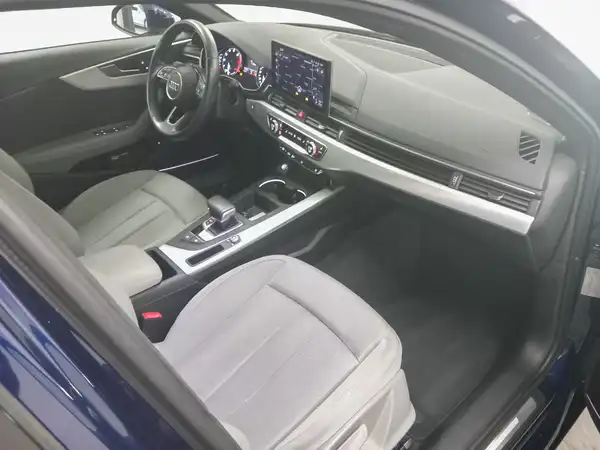 AUDI A4 AVANT (14/21)