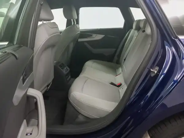 AUDI A4 AVANT (17/21)