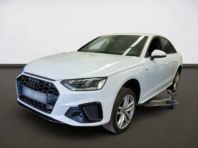 AUDI A4 LIMOUSINE (1/4)