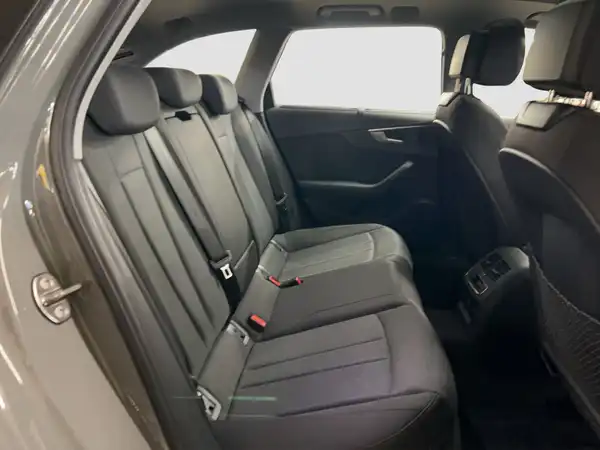 AUDI A4 ALLROAD (15/16)