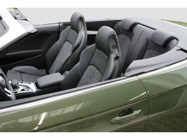 AUDI A5 CABRIOLET (11/11)