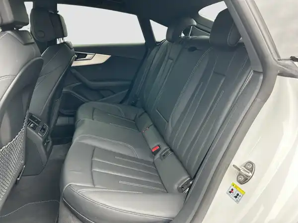 AUDI A5 SPORTBACK (9/16)