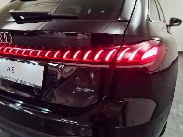 AUDI A5 AVANT (13/18)