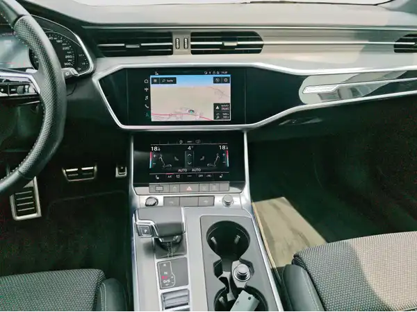 AUDI A6 AVANT (12/16)