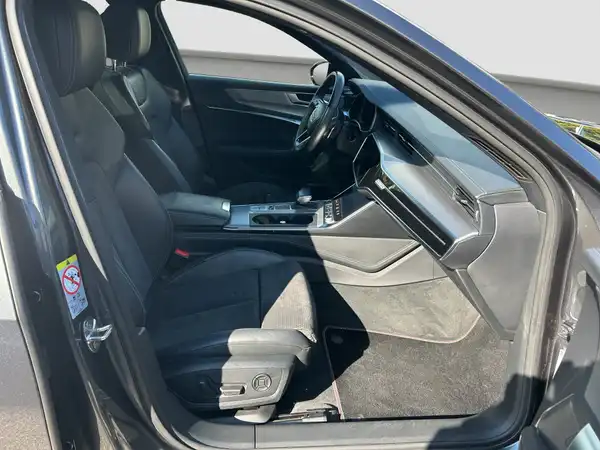 AUDI A6 AVANT (14/16)