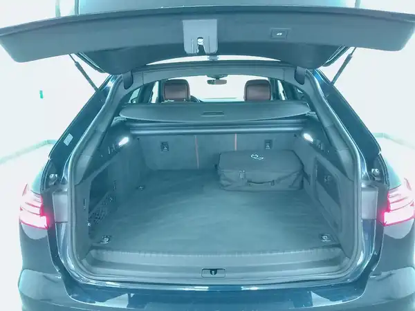 AUDI A6 AVANT (15/22)