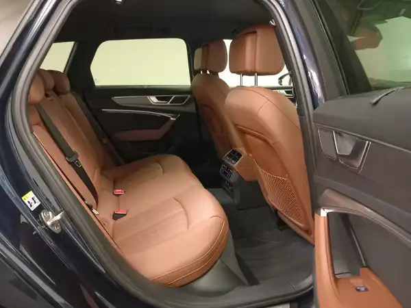 AUDI A6 AVANT (17/22)