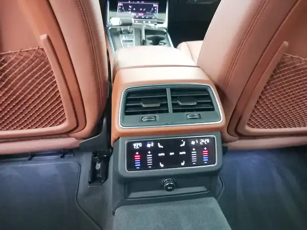 AUDI A6 AVANT (12/20)