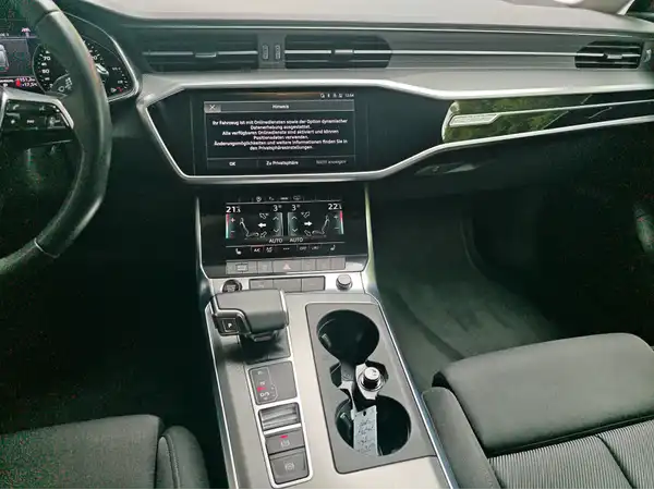 AUDI A6 AVANT (12/16)