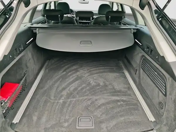AUDI A6 AVANT (13/17)