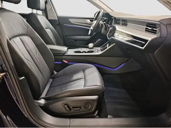 AUDI A6 AVANT (14/16)