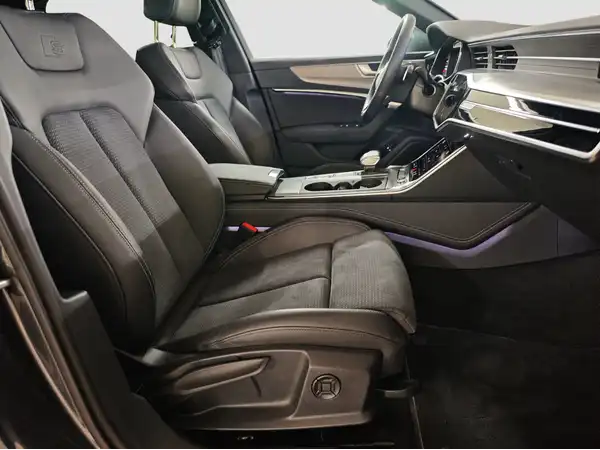 AUDI A6 LIMOUSINE (13/16)