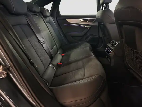 AUDI A6 LIMOUSINE (14/16)