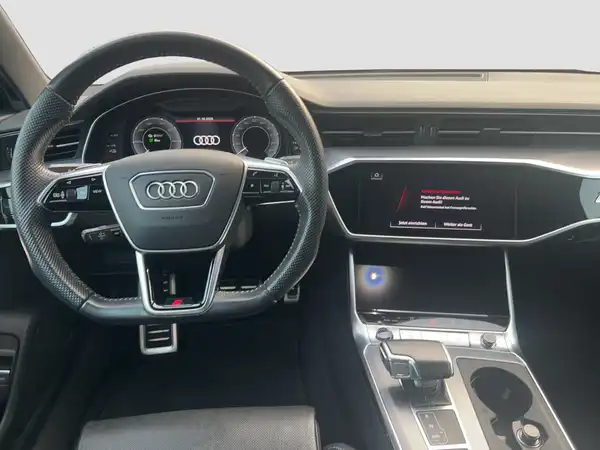 AUDI A6 AVANT (10/16)
