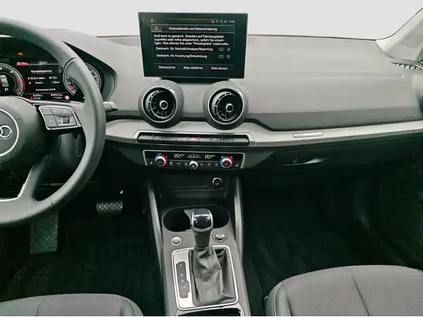 AUDI Q2 (12/16)