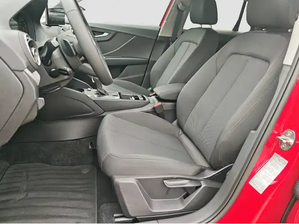 AUDI Q2 (8/16)