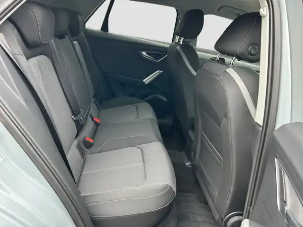 AUDI Q2 (15/16)