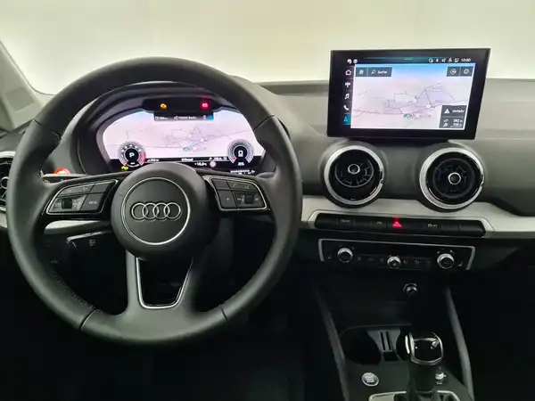 AUDI Q2 (12/19)