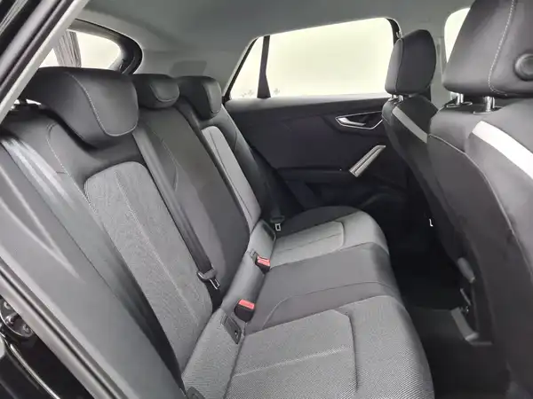 AUDI Q2 (17/19)