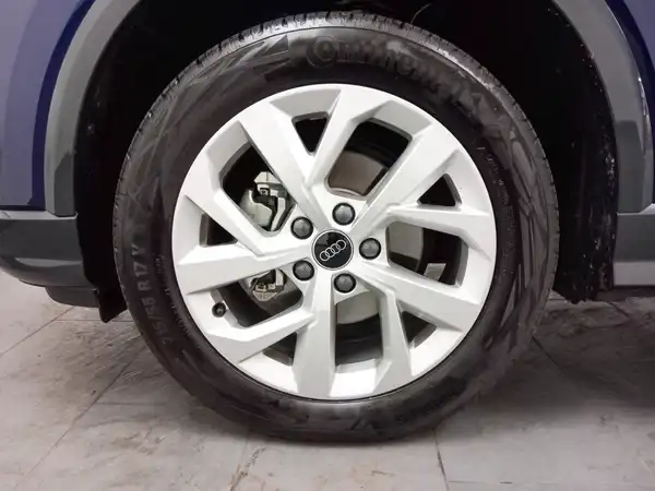 AUDI Q2 (14/15)