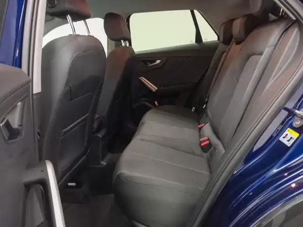 AUDI Q2 (10/15)