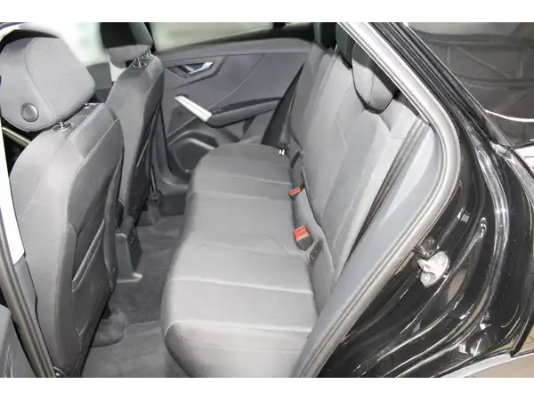 AUDI Q2 (11/16)