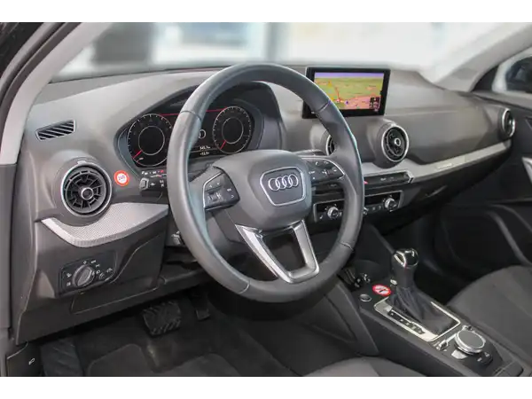 AUDI Q2 (12/16)