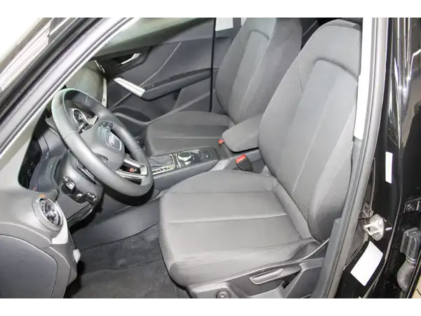AUDI Q2 (14/16)