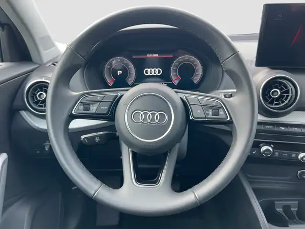 AUDI Q2 (11/16)
