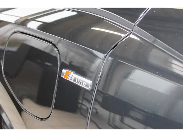 AUDI Q3 (15/16)