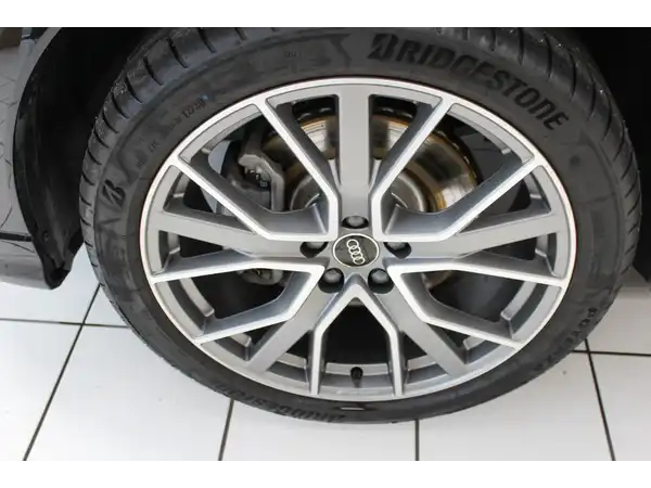 AUDI Q3 (16/16)