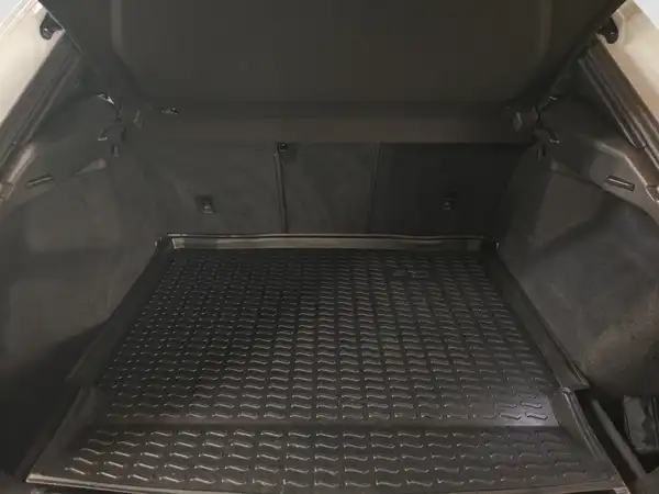 AUDI Q3 (13/16)